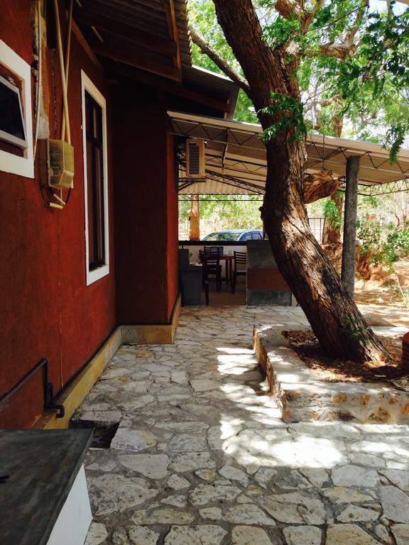 The Summer Corridor - Kataragama Quarto foto